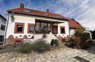 Bauernhaus kaufen in 66459 Kirkel, Bauernhaus mit Potential in Sackgassen Lage