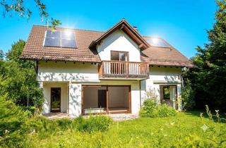 Haus kaufen in 82327 Tutzing, Rarität! Idyllisches Landhaus Seenähe in begehrter Ortsrandlage mit prominenter Nachbarschaft