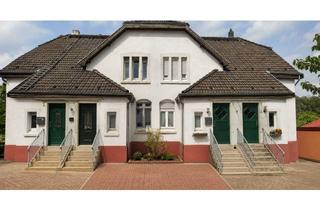 Doppelhaushälfte kaufen in Dreerhöhe, 44894 Langendreer, Charmante Doppelhaushälfte mit Kamin, großem Garten und modernisierter Technik in Bochum