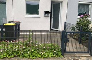 Haus mieten in 28259 Kirchhuchting, Freundliches neuwertiges 3-Zimmer-Reihenhaus in Huchting mit EBK in Bremen