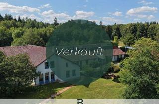 Anlageobjekt in 84160 Frontenhausen, *** Ehemaliges Wohnheim mit 22 Plätzen und Turnhalle sowie Fussballplatz ***