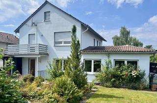 Wohnung kaufen in 32760 Detmold, Eigentumswohnung mit Garage und großem Garten
