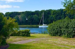 Wohnung kaufen in 24784 Westerrönfeld, Schiff Ahoi - 1. Reihe am Kanal für einen super Preis!!!