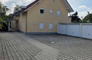 Wohnung kaufen in 94315 Straubing, 3-Zimmer-Wohnung riesiger Balkon Klima Dachausbau nähe Kllinikum