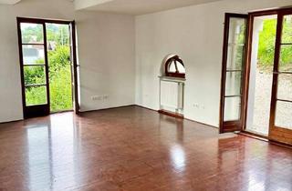 Wohnung mieten in 94034 Grubweg, Einzigartiges Maisonette-Studio mit besonderem Wohnambiente!