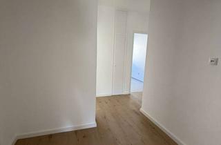 Wohnung mieten in Relaisstrasse 16, 68219 Rheinau, Frisch renovierte 2 Zimmer Wohnung + Balkon