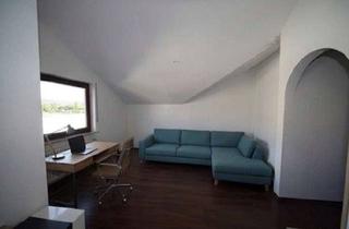 Wohnung mieten in 71034 Böblingen, Ab 01.11.2026 | 2-Zimmer-DG-Wohnung mit großem Balkon, Einbauküche & Stellplatz | Nähe Mercedes