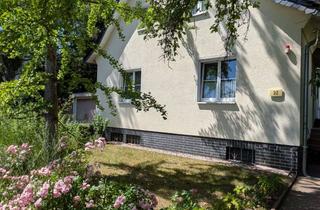 Wohnung mieten in Hasselfelder Weg 32, 12209 Lichterfelde, 4 Zimmer mit Terrasse und Garten in Lichterfelde