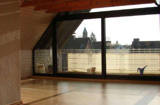 Wohnung mieten in 47445 Moers, Helle Dachgeschoßwohnung in Moers Utfort mit Südbalkon von Privat
