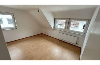 Wohnung mieten in Nägelestraße, 70734 Fellbach, Sanierte 3- Zimmerwohnung mit Dachgeschoss in ruhiger Umgebung guter Lage Fellbach