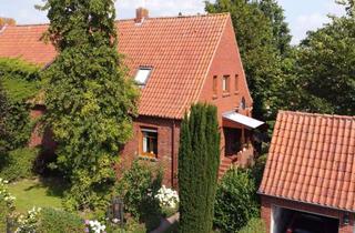 Haus kaufen in 49767 Twist, Modernisiertes Reihenendhaus mit Sauna, Kamin & eigenem Garten-Paradies