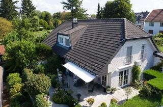 Haus kaufen in 51143 Zündorf, Exklusive Kapitalanlage mit 37 % Kaufpreisabschlag von ca. 700.000 € Verkehrswert