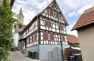Mehrfamilienhaus kaufen in 75417 Mühlacker, Mehrfamilienhaus mit zwei Wohneinheiten im Ortskern von Mühlacker-Großglattbach