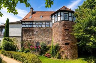 Haus kaufen in 63654 Büdingen, „Historisches Stadthaus mit Rundturm und Einliegerwohnung – ca. 320 m² Wohnfläche“