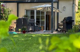 Doppelhaushälfte kaufen in 14532 Stahnsdorf, Viel Platz für Generationen: Doppelhaushälfte mit großem Garten