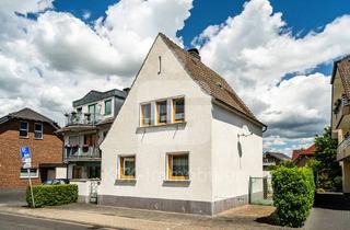 Haus kaufen in 53859 Niederkassel, Zentral gelegenes Haus mit Potential!