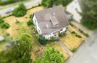 Haus kaufen in 53359 Rheinbach, Platz für Neues? oder doch sanieren? Entscheiden Sie selbst.