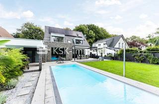 Villa kaufen in 50858 Köln, Freistehende Villa mit Pool in Köln Junkersdorf