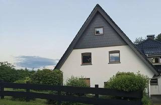 Haus mieten in Hellweg, 32657 Lemgo, Schönes renovierungsbedürftiges Einfamilienhaus in ruhiger Lage mit schönem Garten