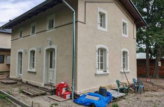 Haus mieten in Coschützer Straße 57a, 01705 Freital, Haus im grünen und zentraler Lage