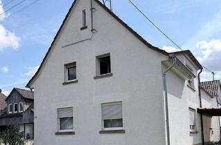 Haus kaufen in 53773 Hennef, Hennef (Sieg) - Altes Haus mit guter Substanz.