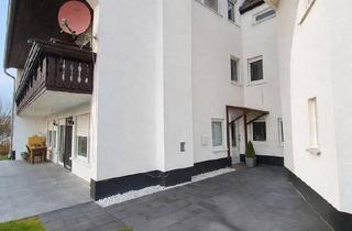 Wohnung kaufen in 35066 Frankenberg, Frankenberg (Eder) - Ohne Provision: Wohnung mit Terrasse, 2 Garagen und 2 Stellplätze