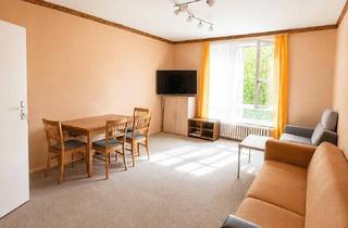 Wohnung kaufen in Steinmetzstraße 29, 10783 Schöneberg, Berlin-Schöneberg für unter 250k€: Sonnige Wohnung mit Perspektive nahe Park am Gleisdreieck