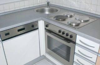 Wohnung kaufen in 72649 Wolfschlugen, 2-Zimmer-Dachgeschosswohnung mit EBK, Garage und Loggia