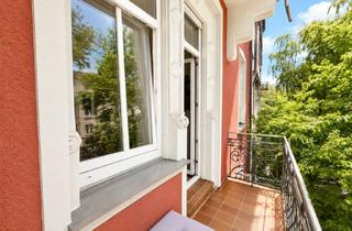 Wohnung kaufen in 79100 Wiehre, Freiburg Wiehre – Energetisch modernisierter Altbau, 3 Zimmer, zwei Balkone - Vermietet.