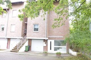 Wohnung kaufen in 59494 Soest, Eigentumswohnung über 2 Etagen mit Balkon und Loggia in zentraler Lage von Soest