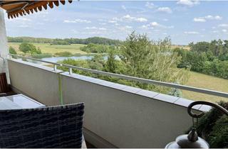 Wohnung kaufen in Greuther Straße 70, 90455 Katzwang, Traumwohnung direkt am Kanal mit Weitblick in die Natur