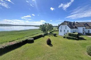Wohnung kaufen in Drewinscher Weg 8-9, 17429 Benz, Appartement unter Reet mit direktem Wasserblick und Balkon