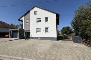 Wohnung kaufen in 96215 Lichtenfels, Wohnen im Grünen: Modernisierte 3-Zimmer-Eigentumswohnung mit ca. 500 m² Grundstücksanteil