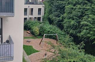 Wohnung mieten in Pinneberger Straße 17B, 22457 Schnelsen, Aufzug, Fußbodenheizung & Balkon: 4 Zimmer mit 3 Schlafzimmern in Hamburg