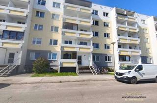 Wohnung mieten in Werner-Seelenbinder-Ring 14, 06849 Süd, 4-Raumwohnung mit Balkon
