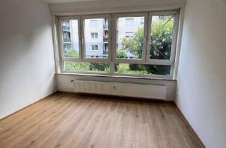 Wohnung mieten in Lenaustraße 24, 68167 Neckarstadt, Helle sanierte 3-Zimmerwohnung mit großer Fensterfront