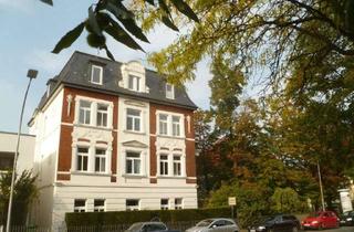 Wohnung mieten in 32545 Bad Oeynhausen, Stilvolle Single-Wohnung mit großer Wohnküche in renovierter Altbauvilla, 600 m vom Kurpark