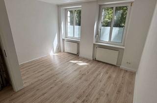 Wohnung mieten in Birkenweiher 30, 42651 Solingen-Mitte, Sanierte helle 4-Zimmerwohnung mit Terrasse/Garten in Solingen