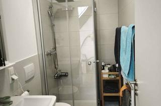 Wohnung mieten in 99096 Löbervorstadt, Alltagstaugliche 3-Zimmer-Wohnung in Erfurt mit Balkon, Aufzug und Dachterasse