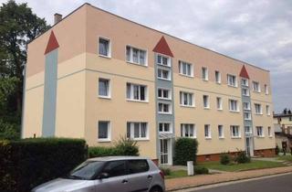 Wohnung mieten in Weinbergstraße, 03159 Döbern, 4 Zi. Whg. mit Balkon, Bad + EBK in Döbern - top renoviert