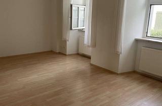 Wohnung mieten in Geschwister-Scholl-Straße 25, 06780 Zörbig, Wohnen am Schloss - Schöne 2-Zimmer Wohnung