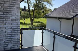 Wohnung mieten in Neue Wiese 13c, 32760 Detmold, Erstbezug in Detmold-Hiddesen: Moderne 3-Zimmer-Neubauwohnung mit Balkon, Einbauküche (inkl. Elektro