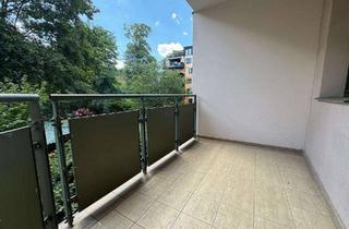 Wohnung mieten in 06108 Halle, helle 2-Raum Wohnung mit Balkon