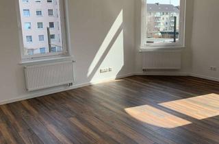 Wohnung mieten in Hildesheimer Str. 326, 30519 Wülfel, Großzügige 2 Z. Altbau- Whg. mit EBK