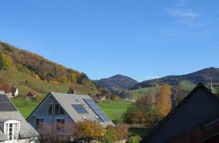 Wohnung mieten in 79286 Glottertal, Helle und gepflegte 2,5-Zimmer-Dachgeschosswohnung mit zwei Balkonen in ruhiger Lage von Glottertal
