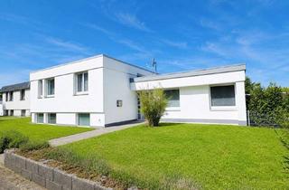 Haus kaufen in 50374 Erftstadt, Architektenhaus mit Patio – außergewöhnlicher Split-Level-Bungalow in ruhiger Toplage vo