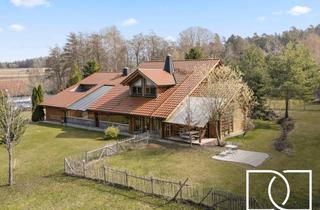 Einfamilienhaus kaufen in 91289 Schnabelwaid, Einzigartiges Grundstück! Großzügiges Einfamilienhaus mit ELW in Blockbohlenbauweise