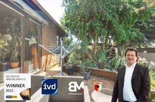 Einfamilienhaus kaufen in 86477 Adelsried, Geräumiges Einfamilienhaus mit großem Garten in ruhiger Wohnlage