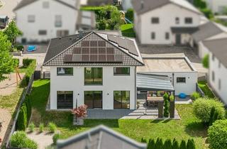 Haus kaufen in 93326 Abensberg, Stilvolle Familienresidenz mit energieeffizienter Technik, moderner Ausstattung und Traumgarten