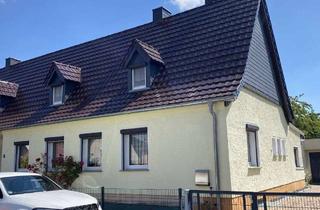 Doppelhaushälfte kaufen in 01609 Röderaue, Gemütliche Doppelhaushälfte mit großem Grundstück und Doppelgarage in ruhiger Siedlungslage